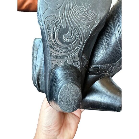 Pikolinos Black Scrunch Leather Bootie - Picture 8 of 13